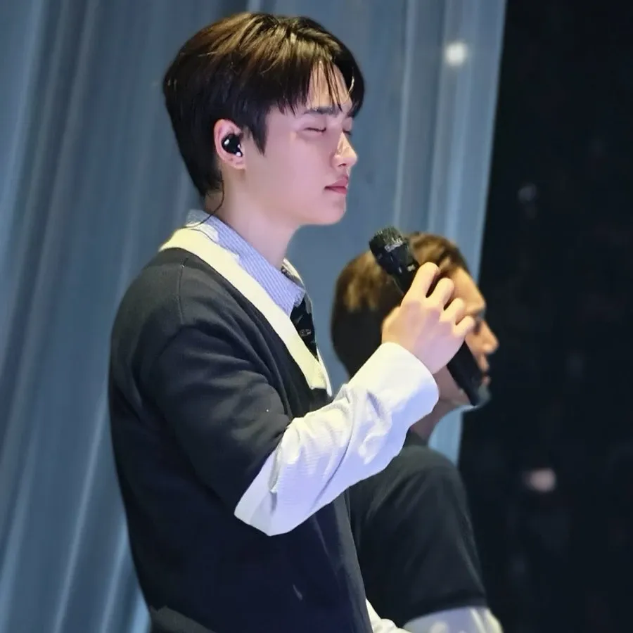 Behind-the-scenes cut of D.O. (EXO)