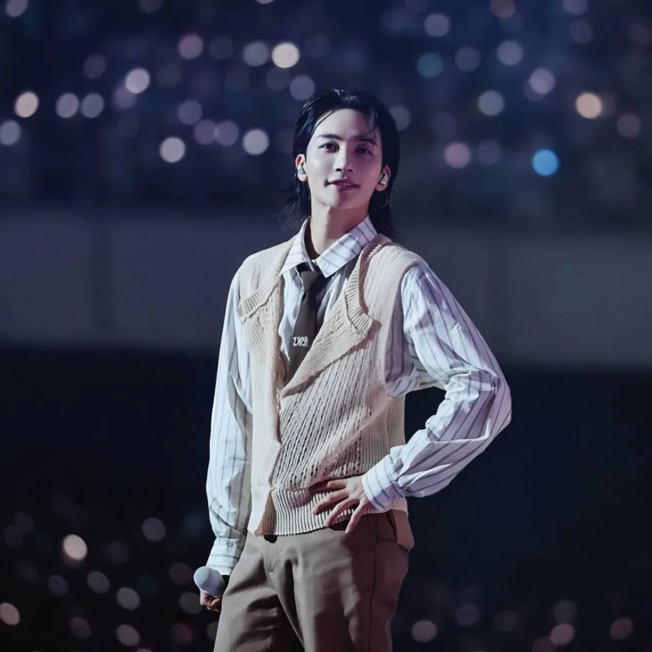 净汉 (SEVENTEEN)粉丝拍下的瞬间