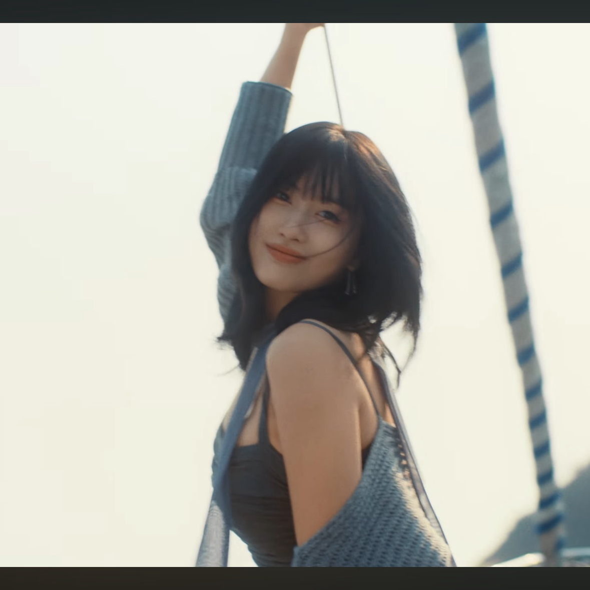 Potret di balik layar Momo (TWICE)