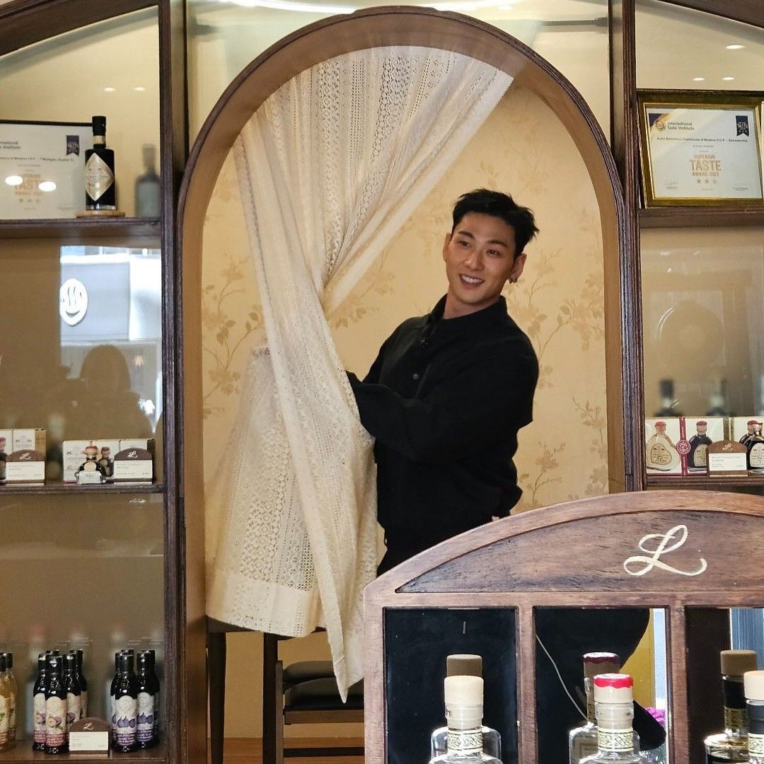 백호 최근 활동샷