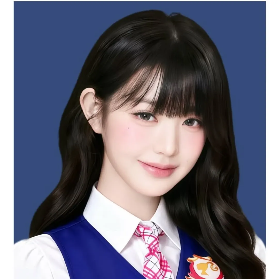Latest photo of Jang Wonyoung (IVE)
