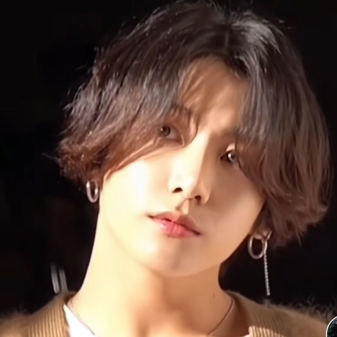 Momen yang diabadikan oleh penggemar Jungkook (BTS)