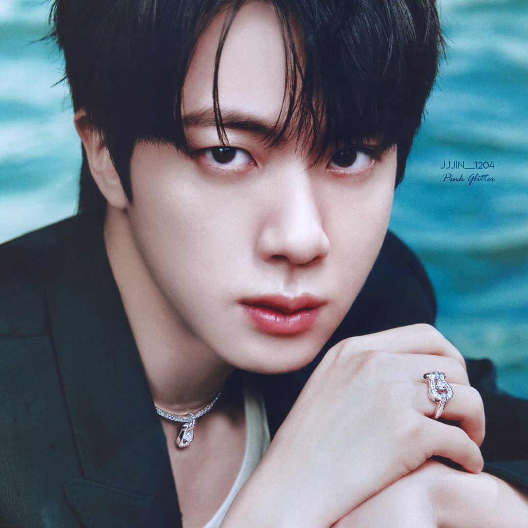 ジン (BTS)の最新写真