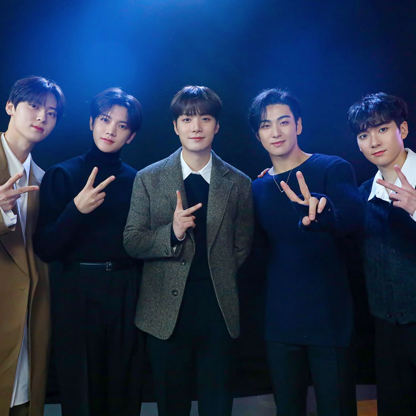 A moment captured by NU'EST's fan