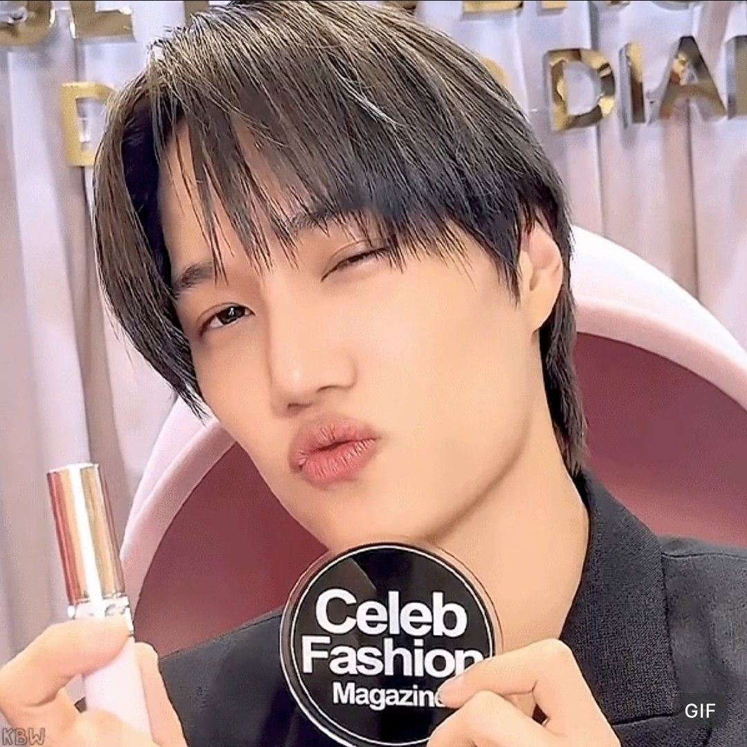 Kai (EXO)粉絲拍下的瞬間