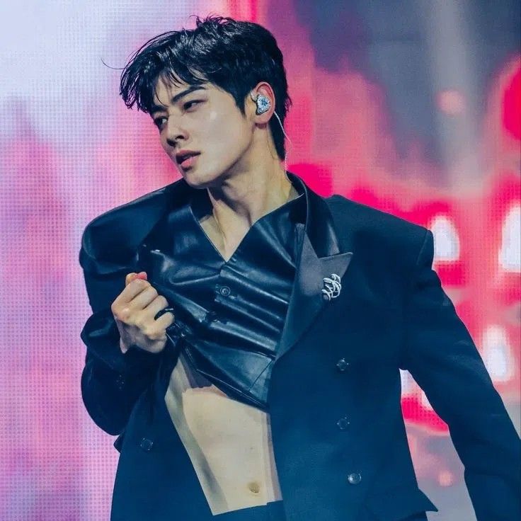Behind-the-scenes cut of Eunwoo (ASTRO)