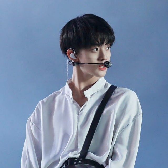 A moment captured by Bae Jinyoung's fan
