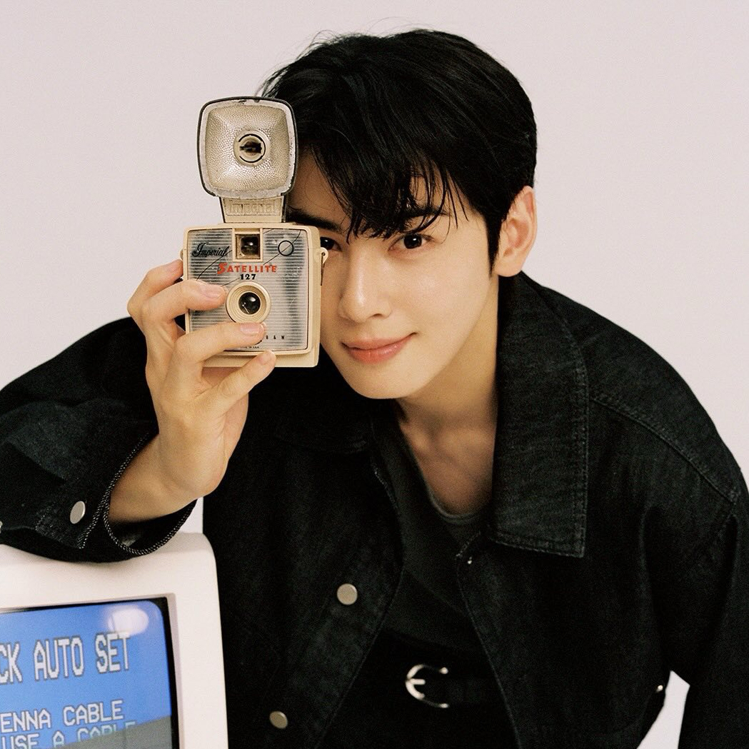 Latest photo of Eunwoo (ASTRO)