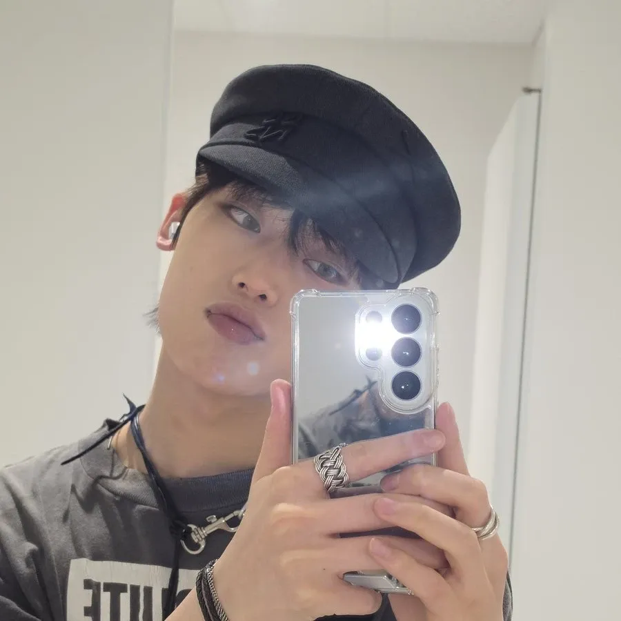 선우 (ENHYPEN) 최근 활동샷