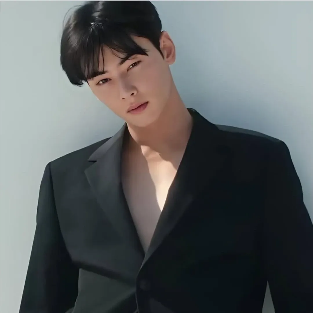 Behind-the-scenes cut of Eunwoo (ASTRO)