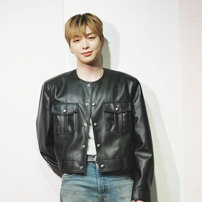 A moment captured by Kang Daniel's fan