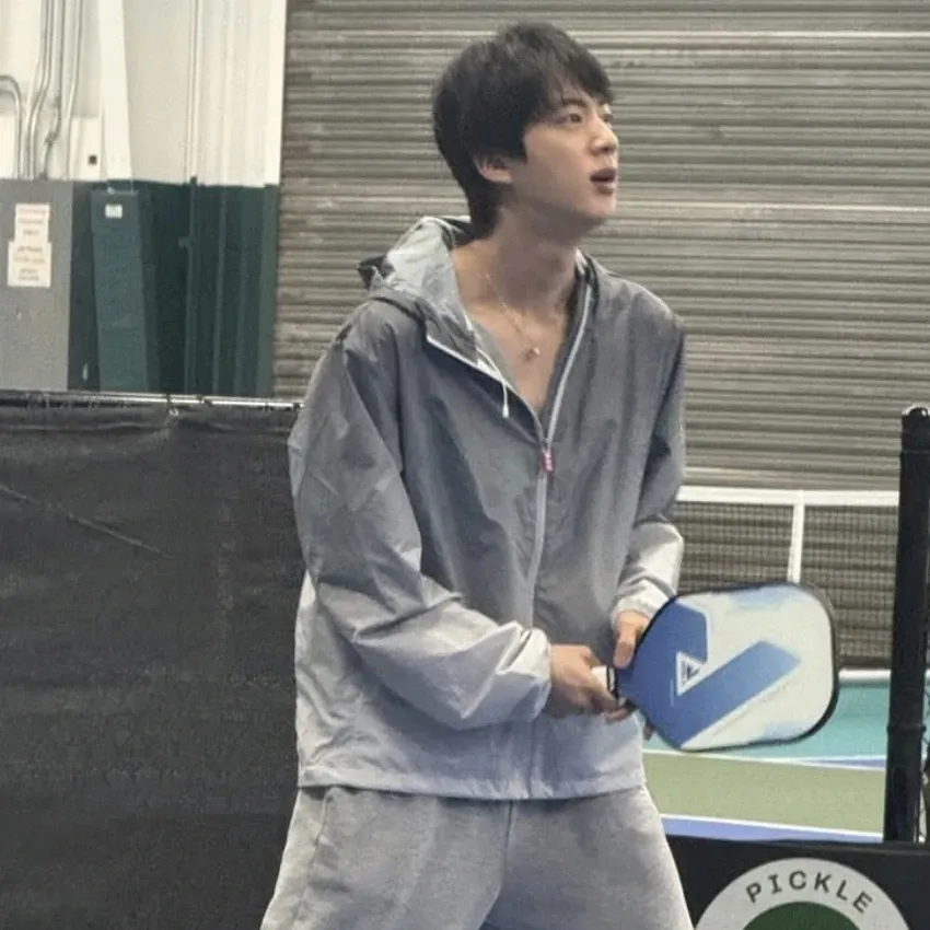 Behind-the-scenes cut of Jin (BTS)