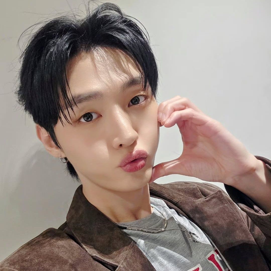 Recent activity shot of Yoon Jisung