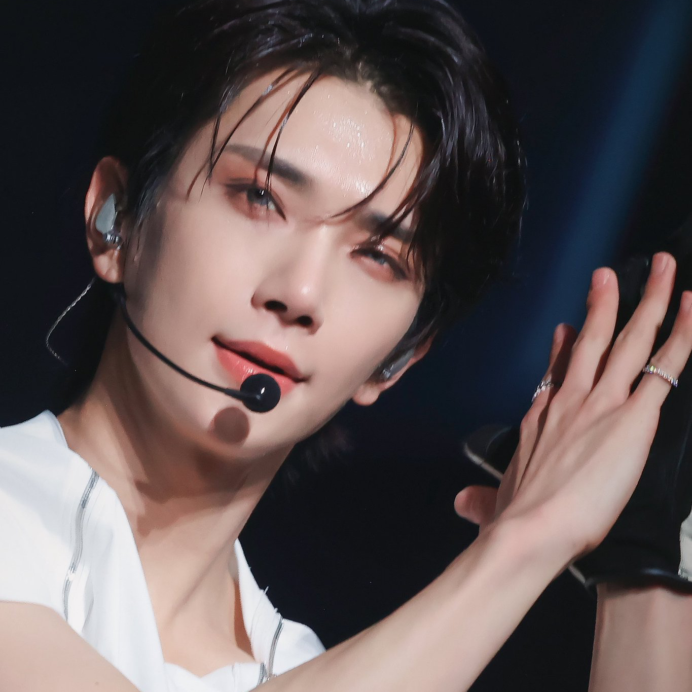 Foto aktivitas terbaru Joshua (SEVENTEEN)