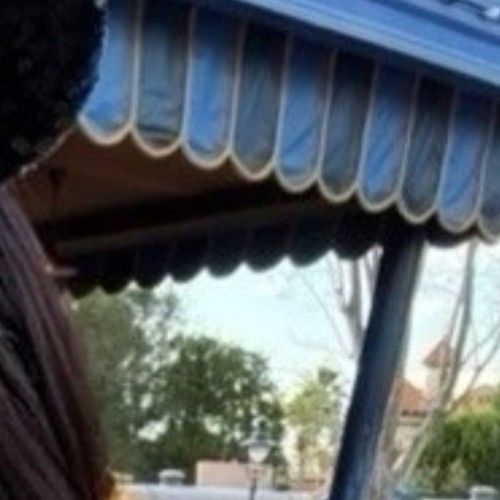 Chloe (cignature)的幕後花絮