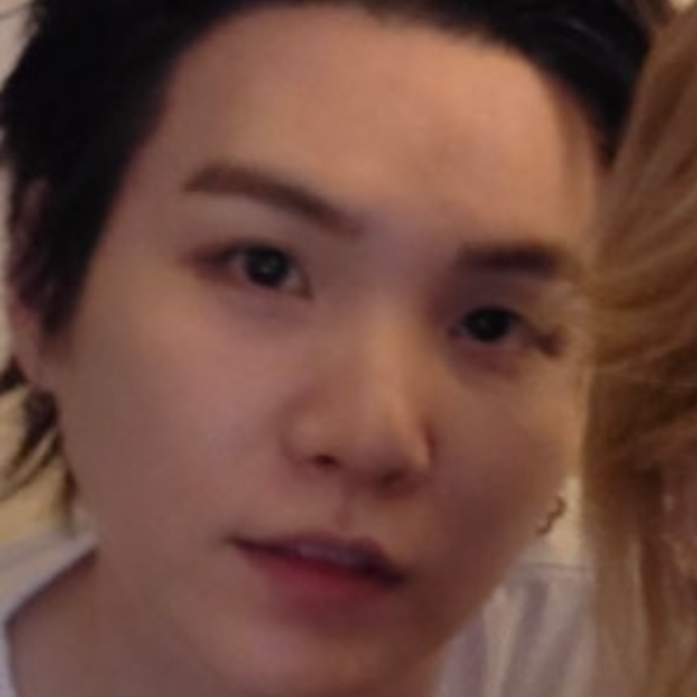 Momen yang diabadikan oleh penggemar SUGA (BTS)