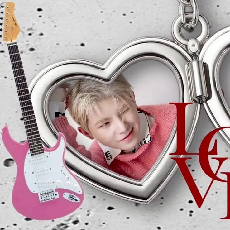 A moment captured by Woozi (SEVENTEEN)'s fan