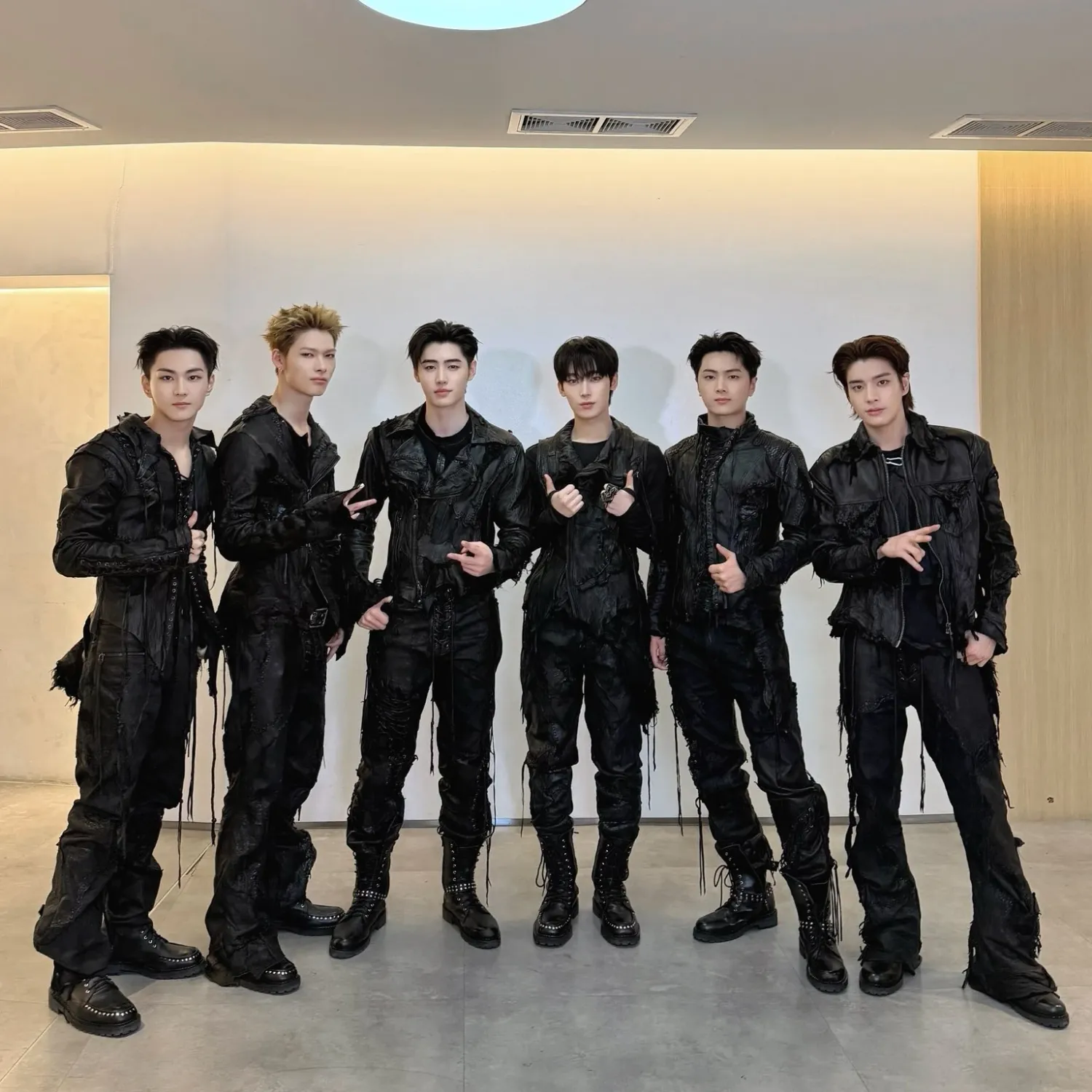 ENHYPEN의 비하인드 컷
