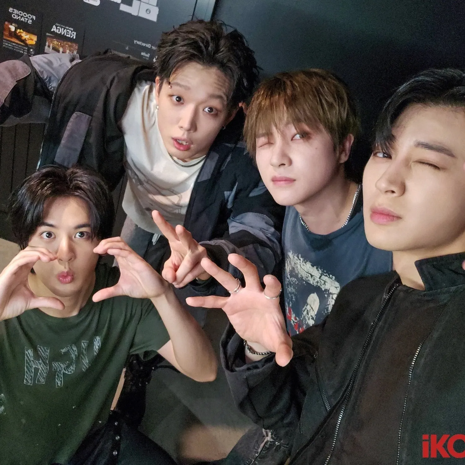 Momen yang diabadikan oleh penggemar iKON