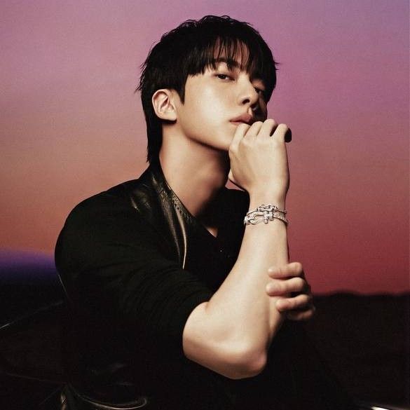 Potret di balik layar Jin (BTS)