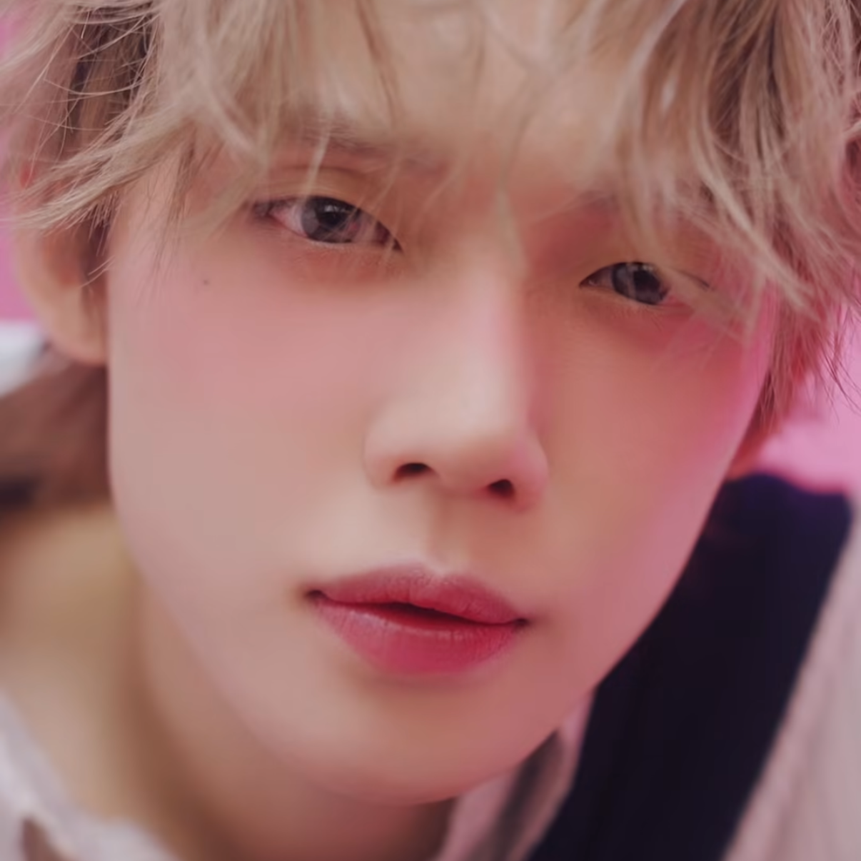 Foto aktivitas terbaru Yeonjun (TOMORROW X TOGETHER)