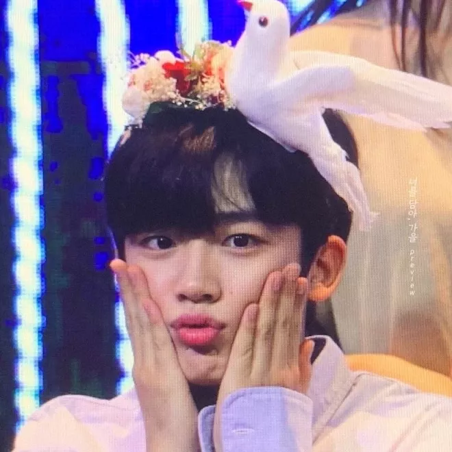 Behind-the-scenes cut of Kim Yohan (WEi)