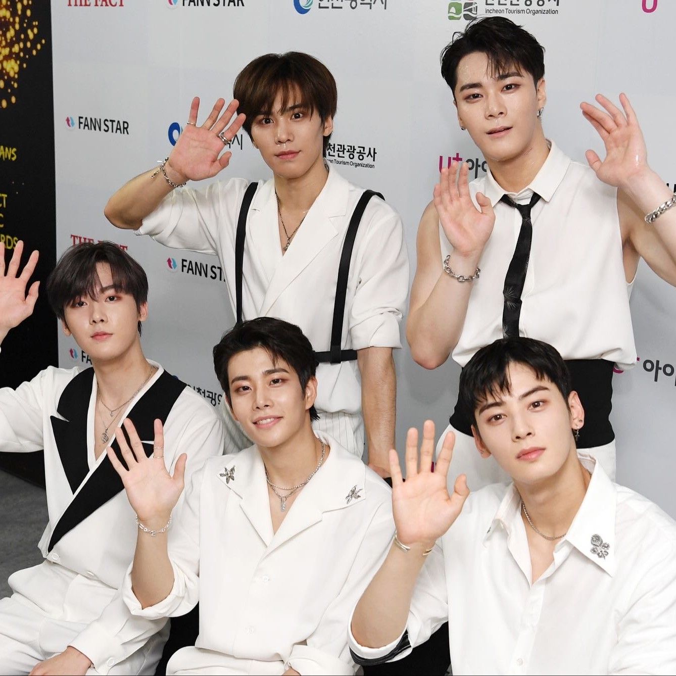 아스트로 최근 활동샷