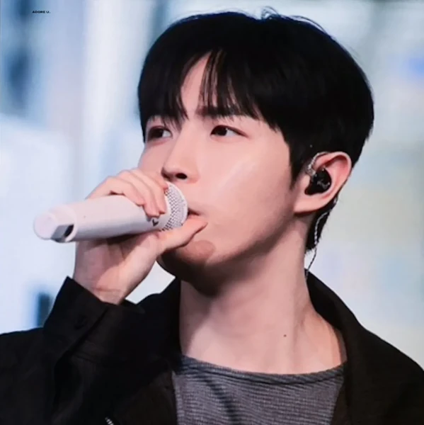 Shining profile picture of Kim Jaehwan on today's Choeaedol