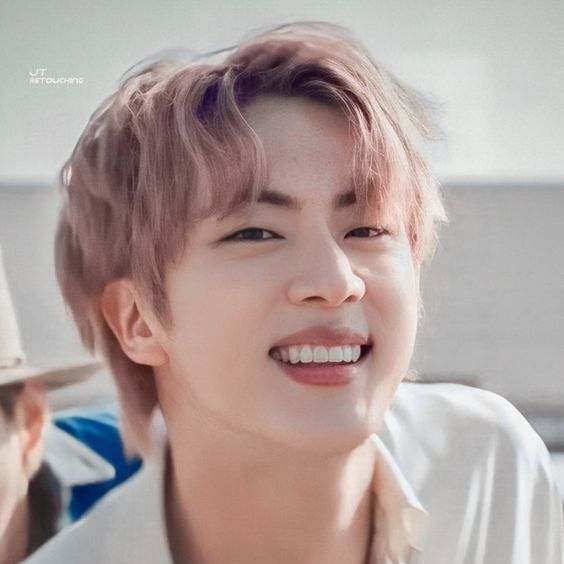 Behind-the-scenes cut of Jin (BTS)