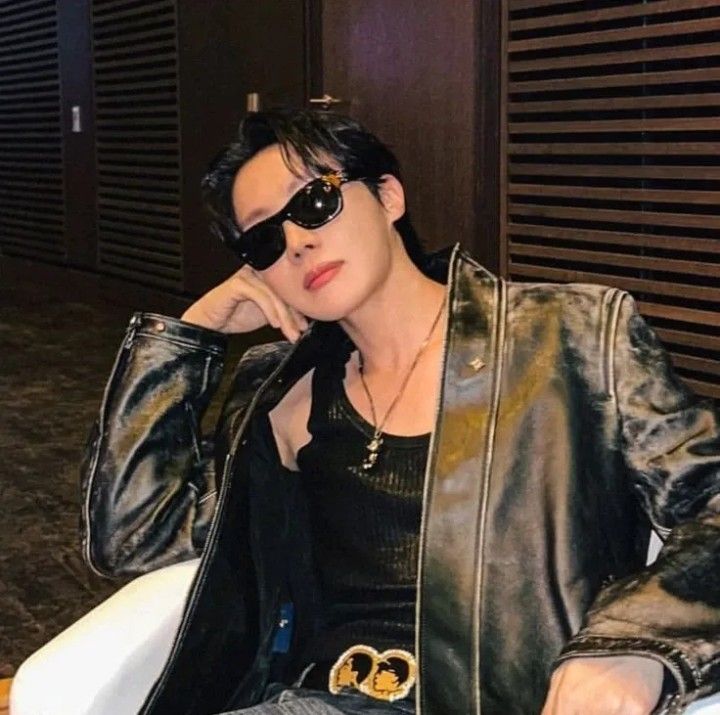 j-hope (BTS)の最新写真