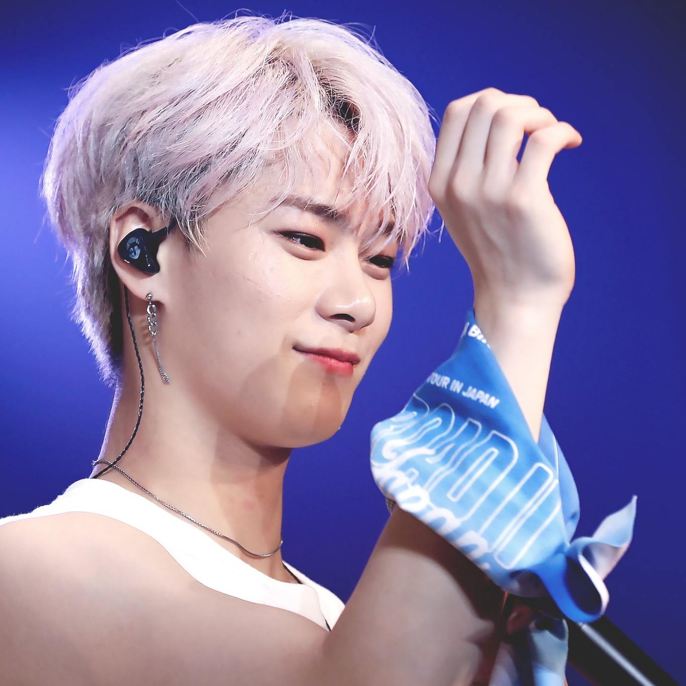 Behind-the-scenes cut of Moonbin (ASTRO)