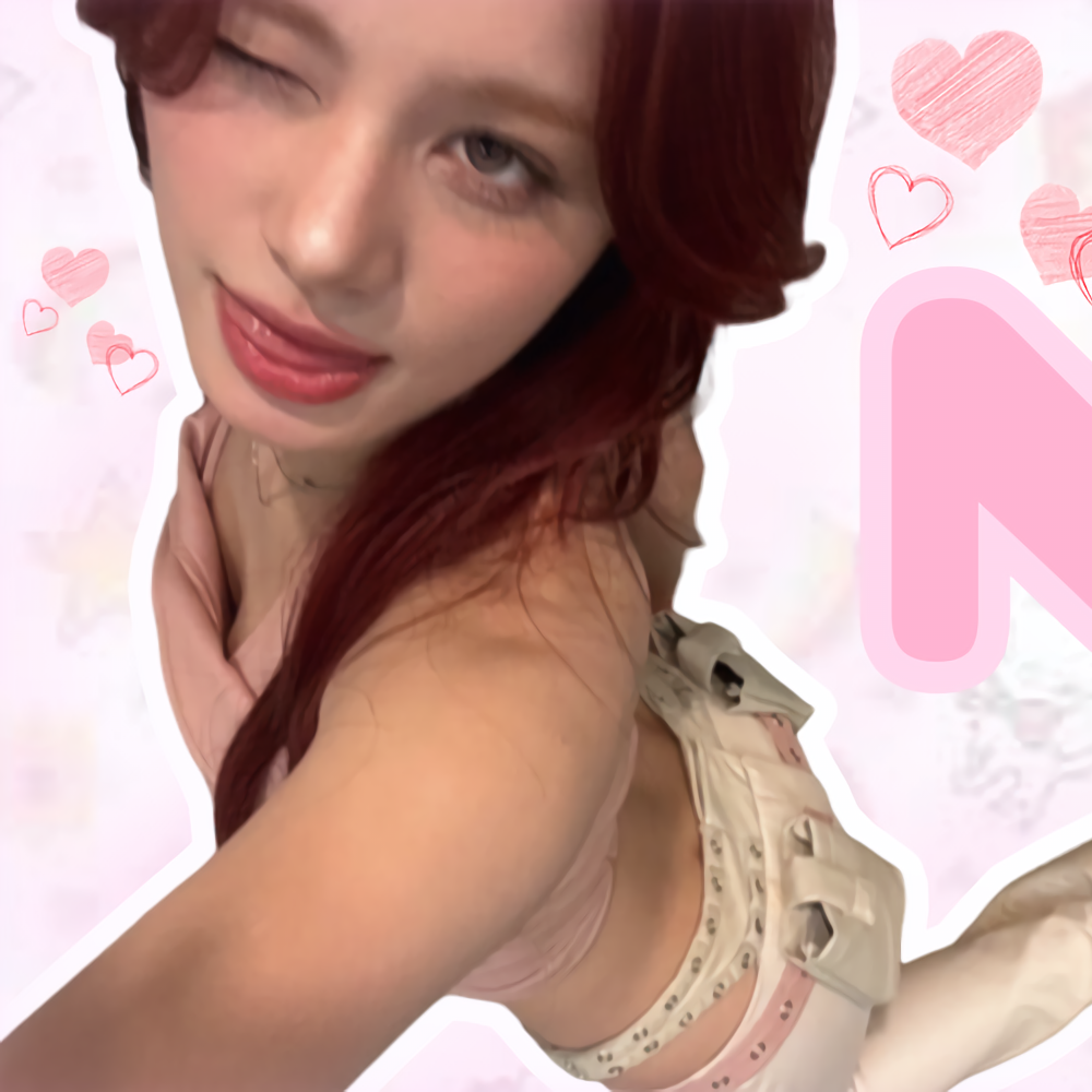 Recent activity shot of Nina (NiziU)