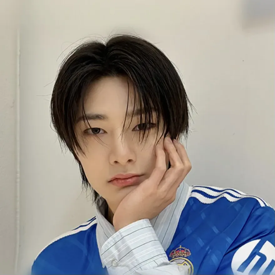 Behind-the-scenes cut of I.N (Stray Kids)