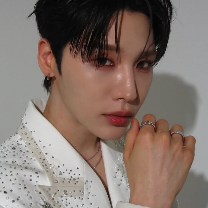 Latest photo of Jeon Woong (AB6IX)