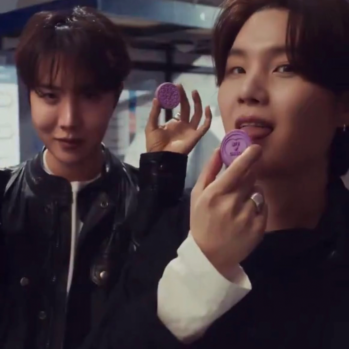 Momen yang diabadikan oleh penggemar SUGA (BTS)