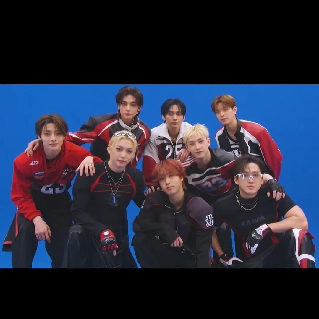 Stray Kids의 최신 사진