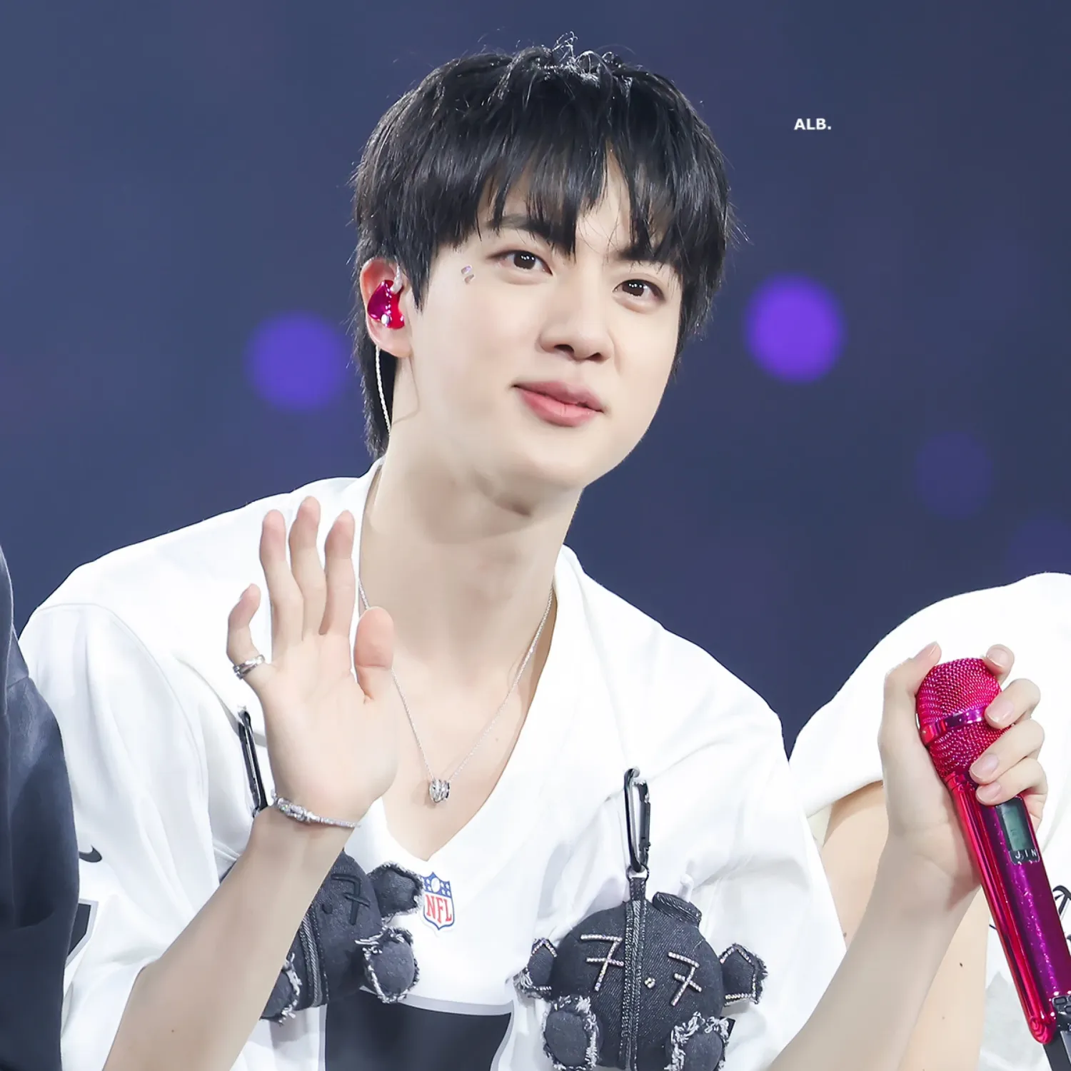 Behind-the-scenes cut of Jin (BTS)