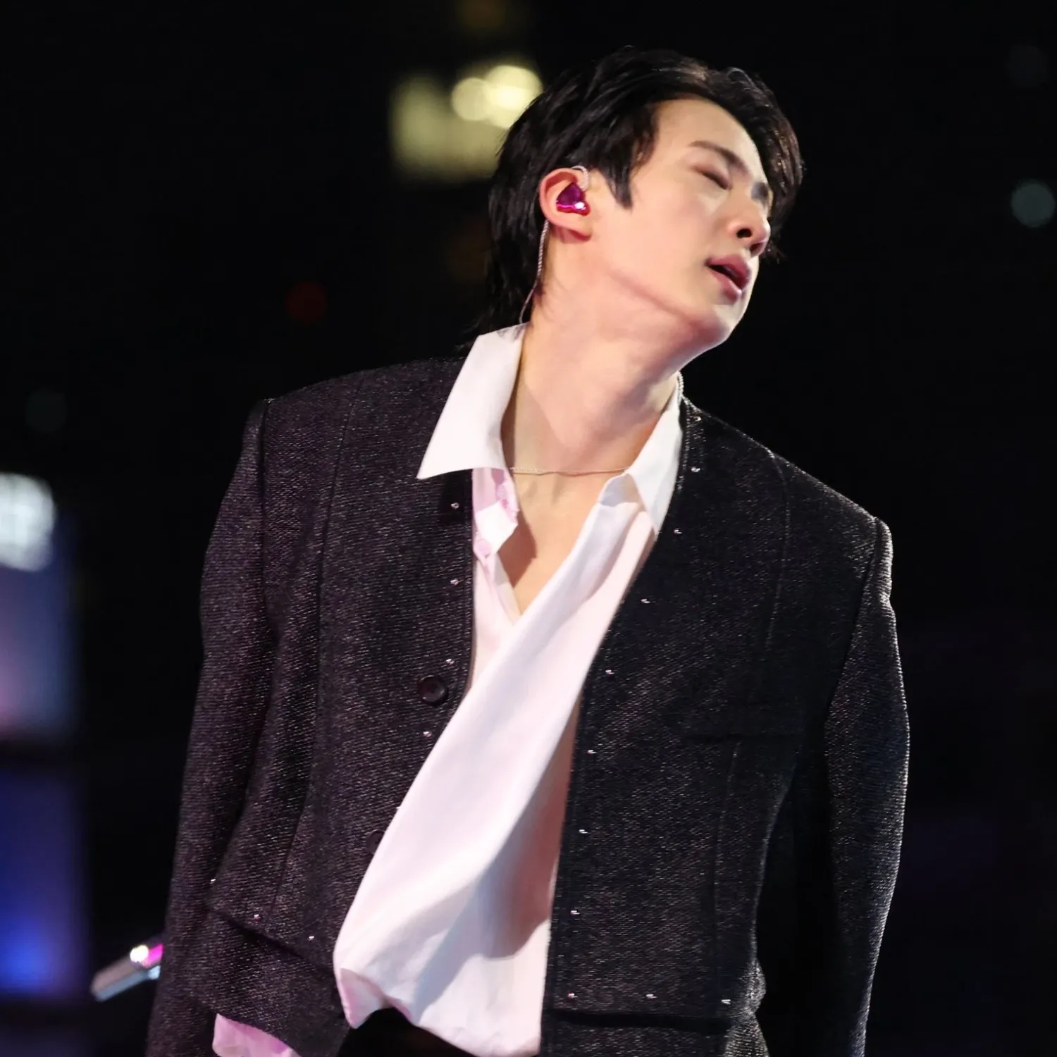 Momen yang diabadikan oleh penggemar Jin (BTS)