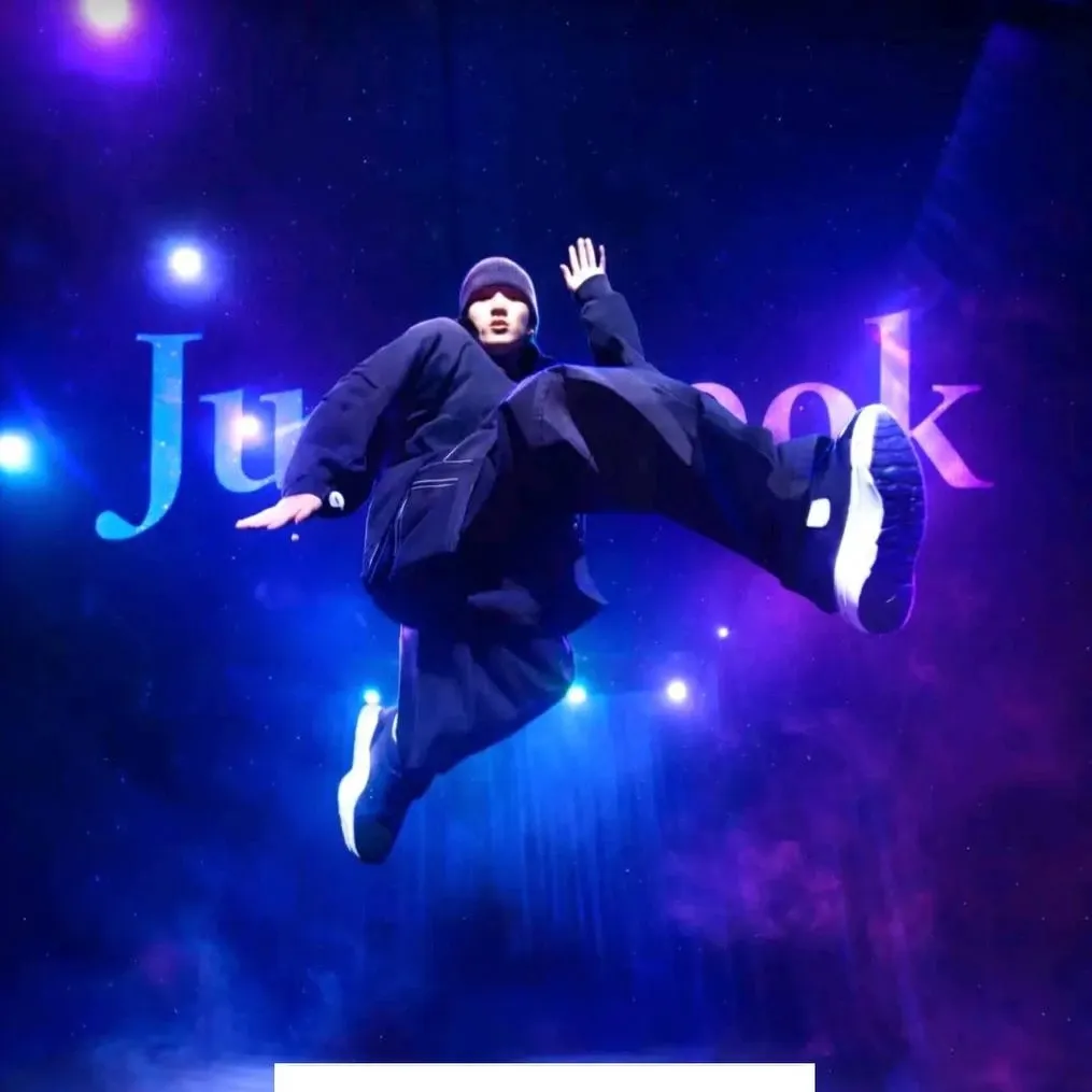 A moment captured by Jungkook (BTS)'s fan