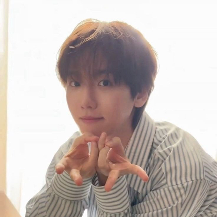 伯賢 (EXO)粉絲拍下的瞬間