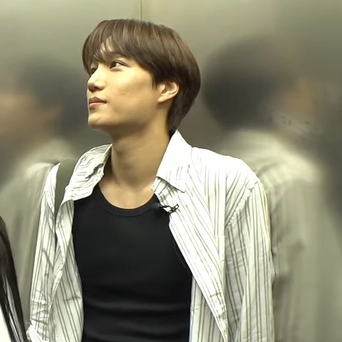 Momen yang diabadikan oleh penggemar Kai (EXO)