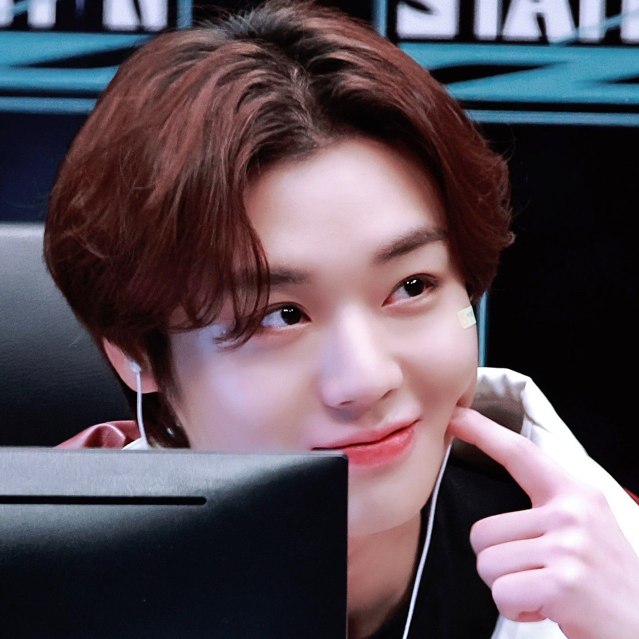 박지훈의 비하인드 컷