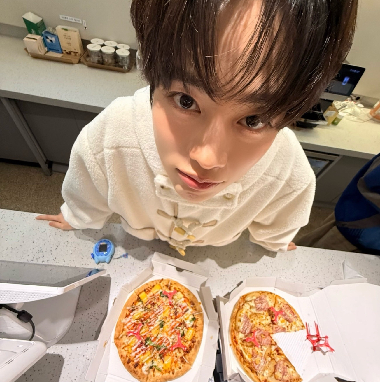 Behind-the-scenes cut of Hanbin (TEMPEST)