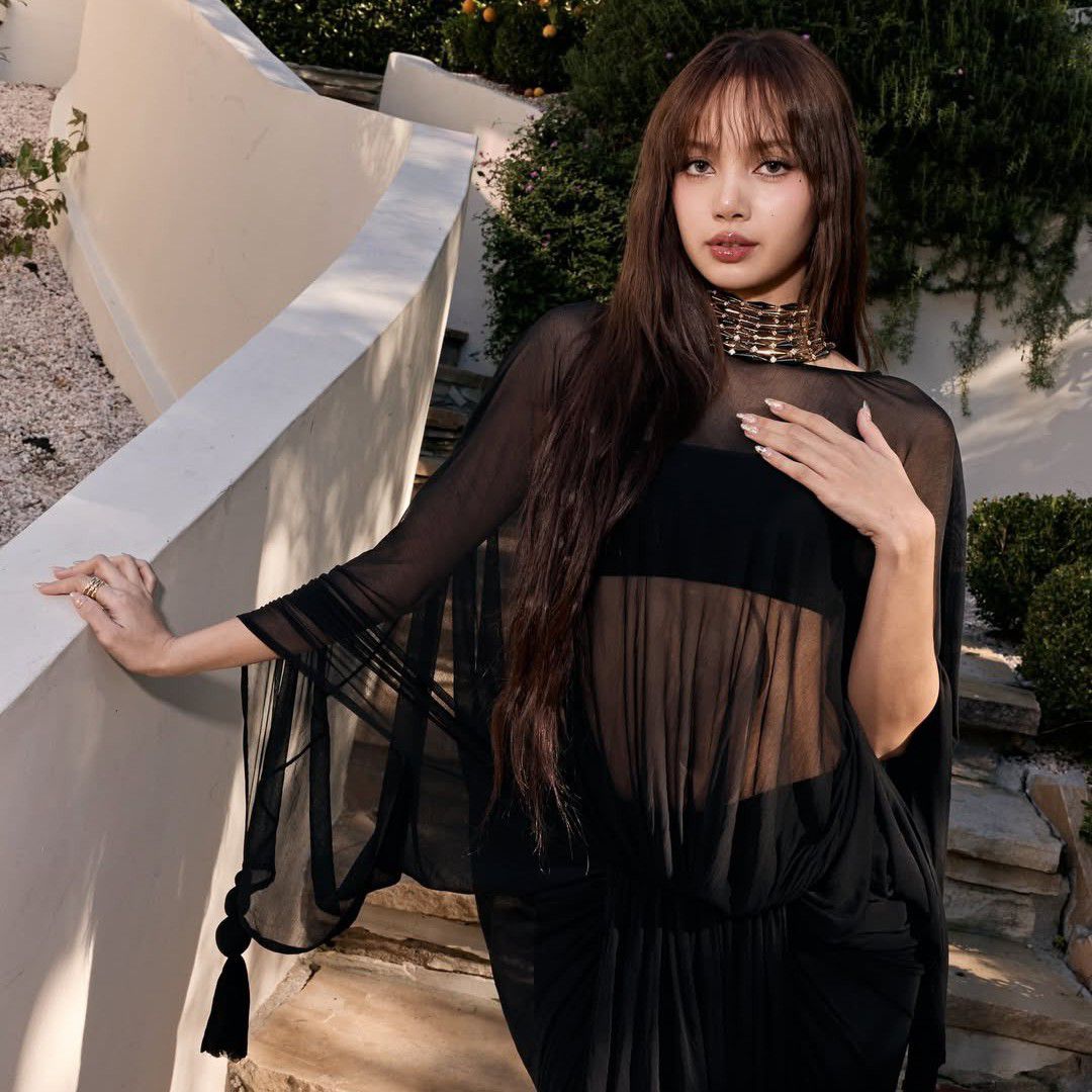 리사 (BLACKPINK)의 비하인드 컷