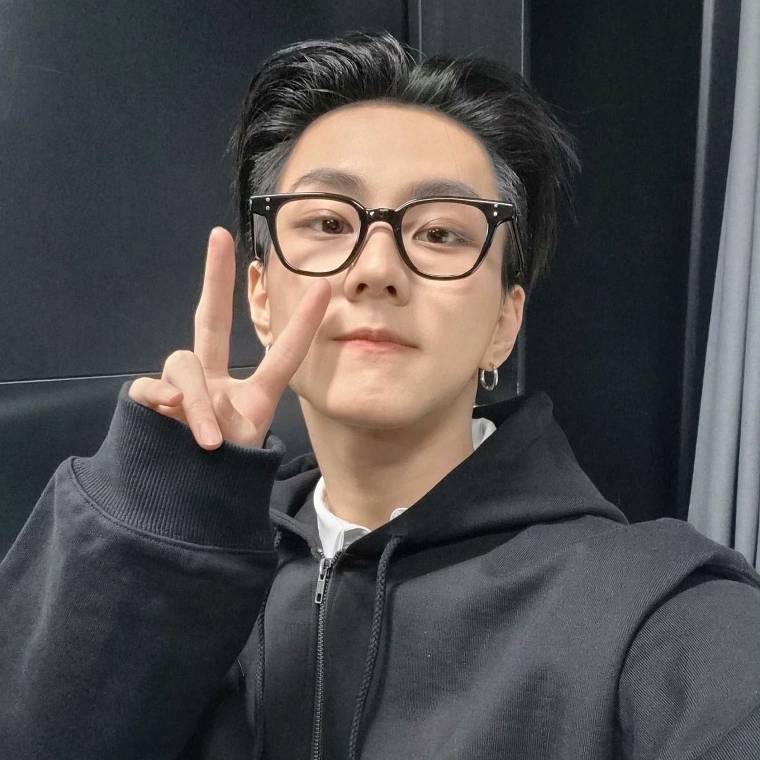 Recent activity shot of Jungwon (ENHYPEN)