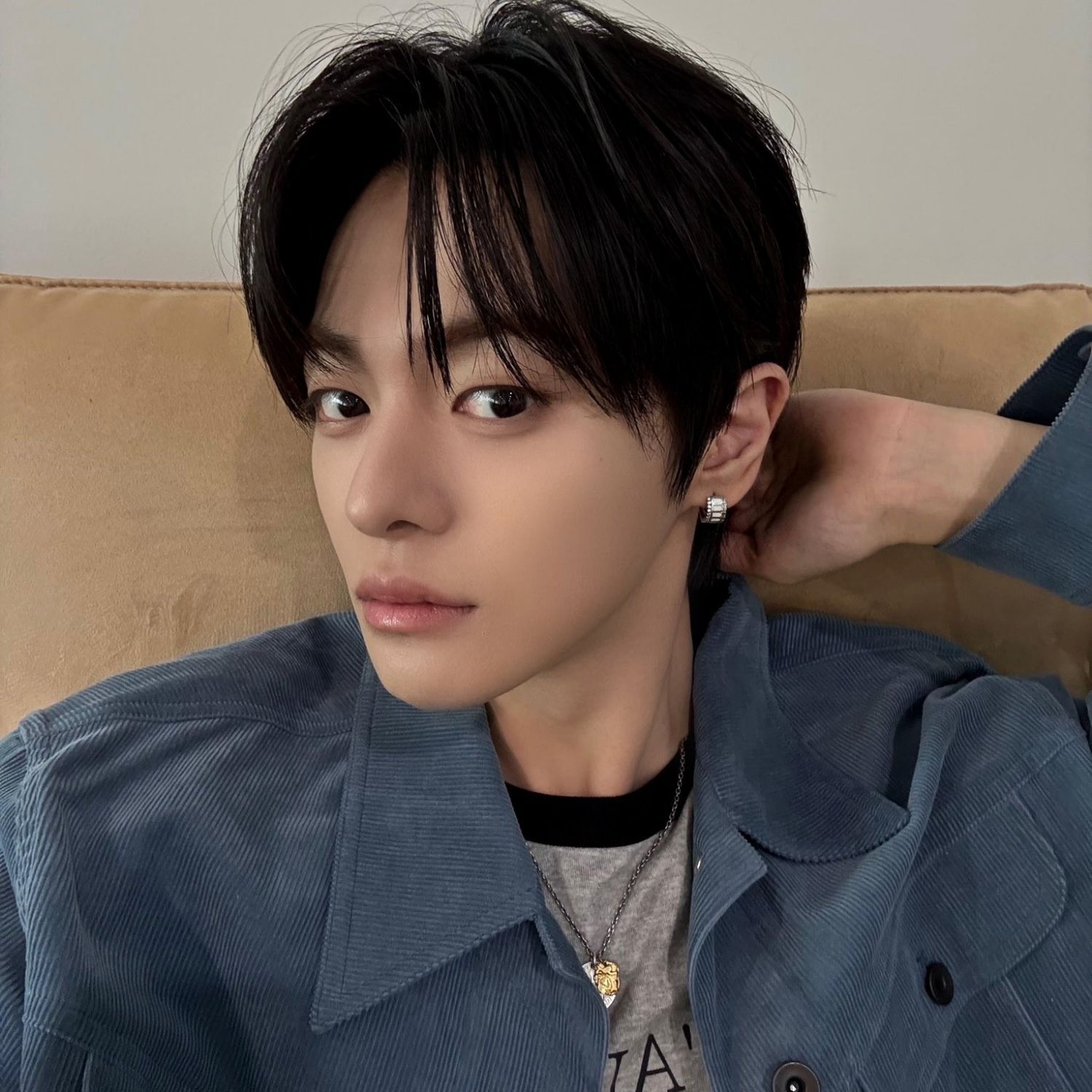 Behind-the-scenes cut of Lee Leo (ALPHA DRIVE ONE)