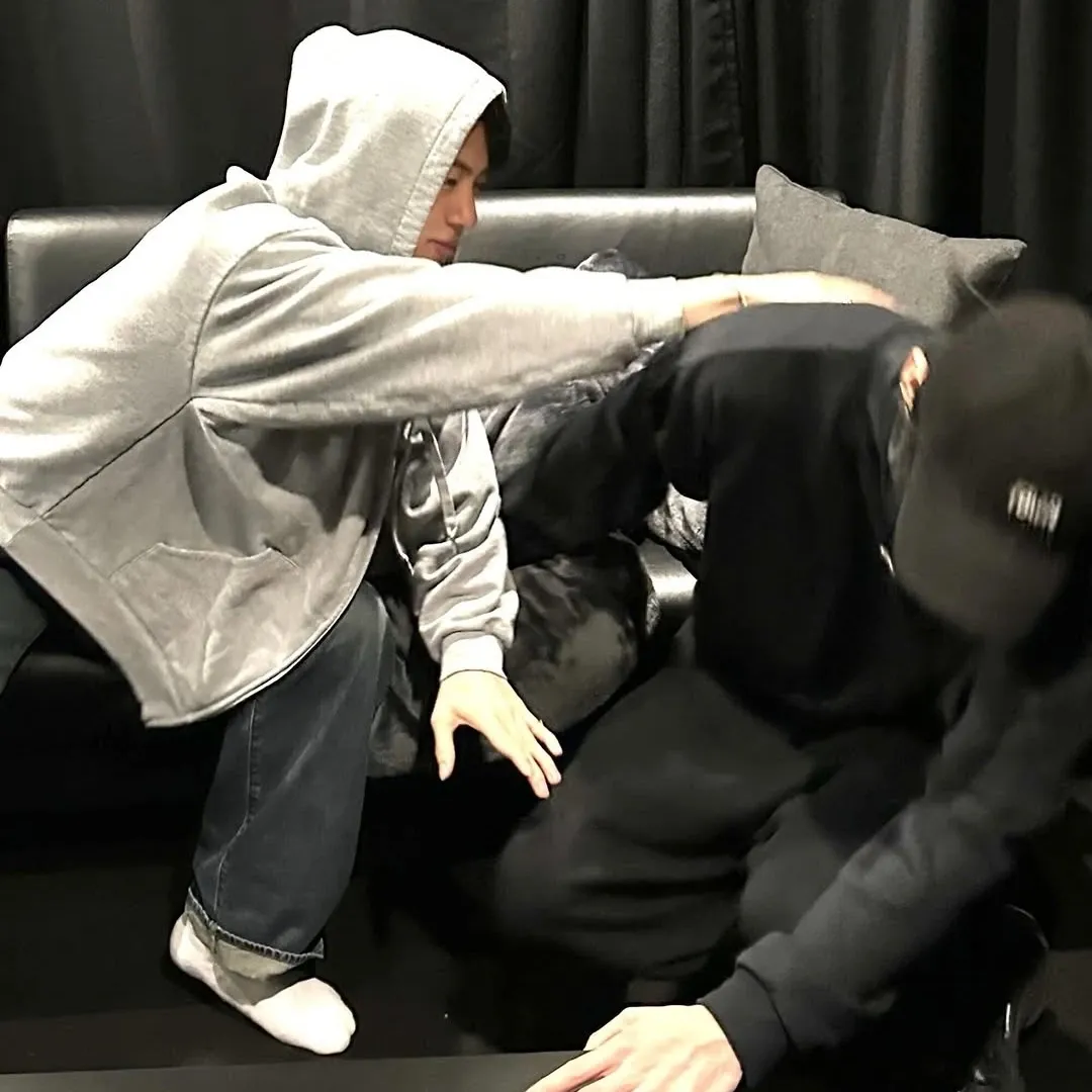 진 (방탄소년단)의 비하인드 컷