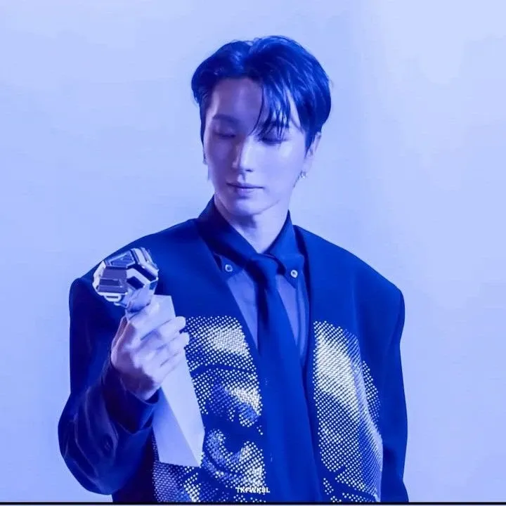 Behind-the-scenes cut of Leeteuk (Super Junior)
