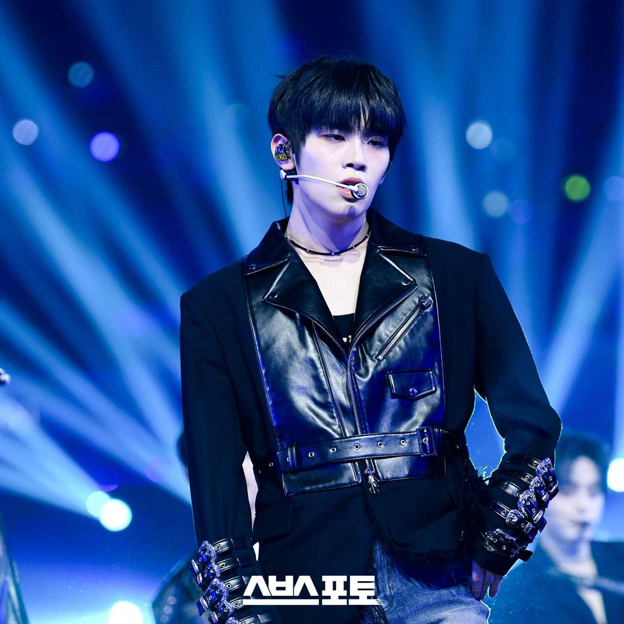 Latest photo of Kim Taerae (ZEROBASEONE)