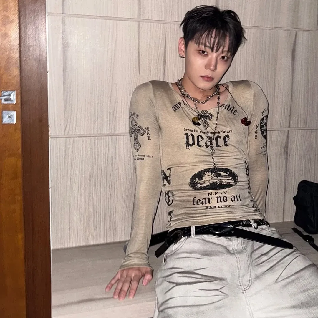 Latest photo of Chan (A.C.E)